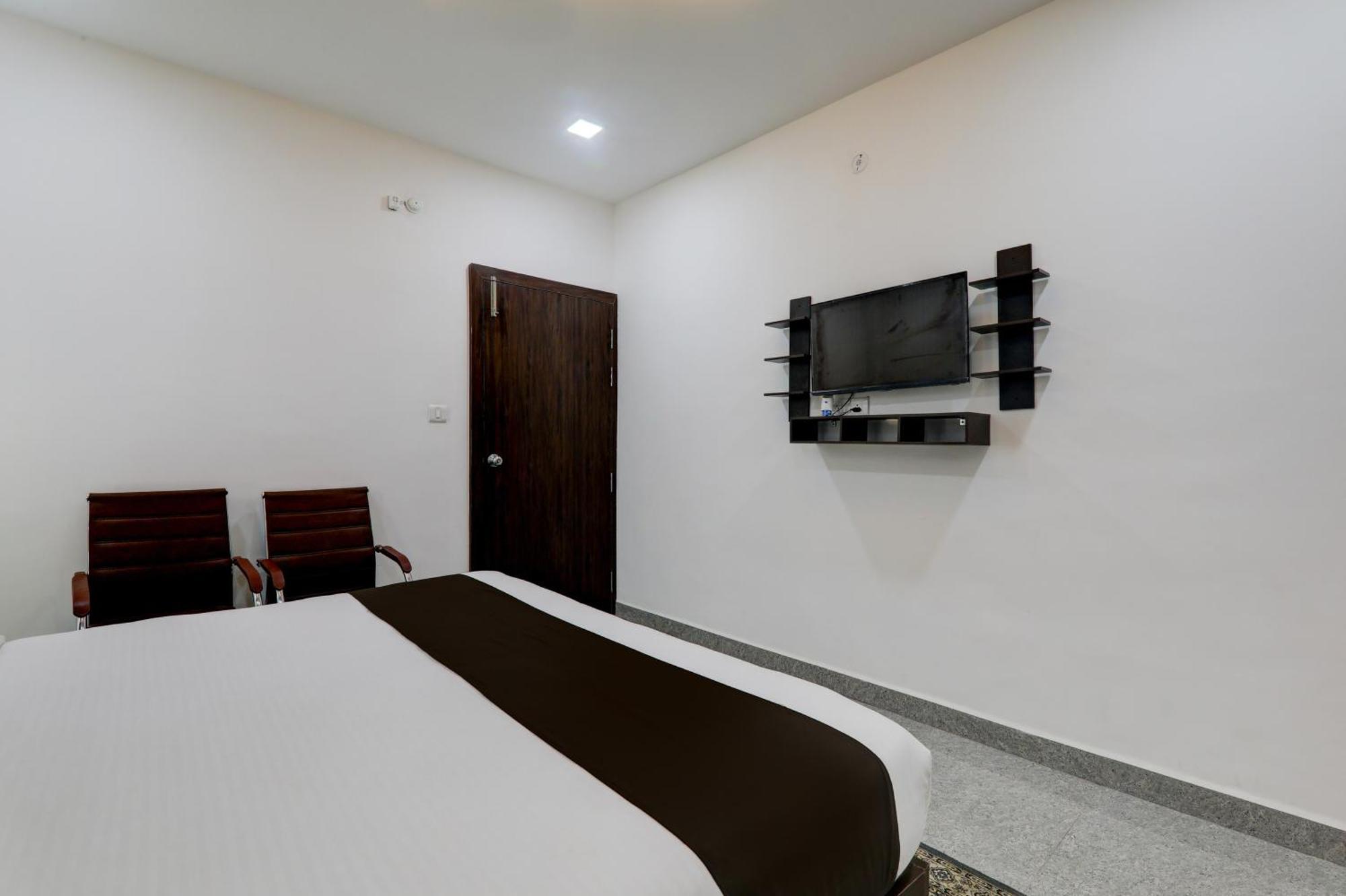 Super Hotel O Flagship Hotel Mk Palace Lucknow Exteriör bild