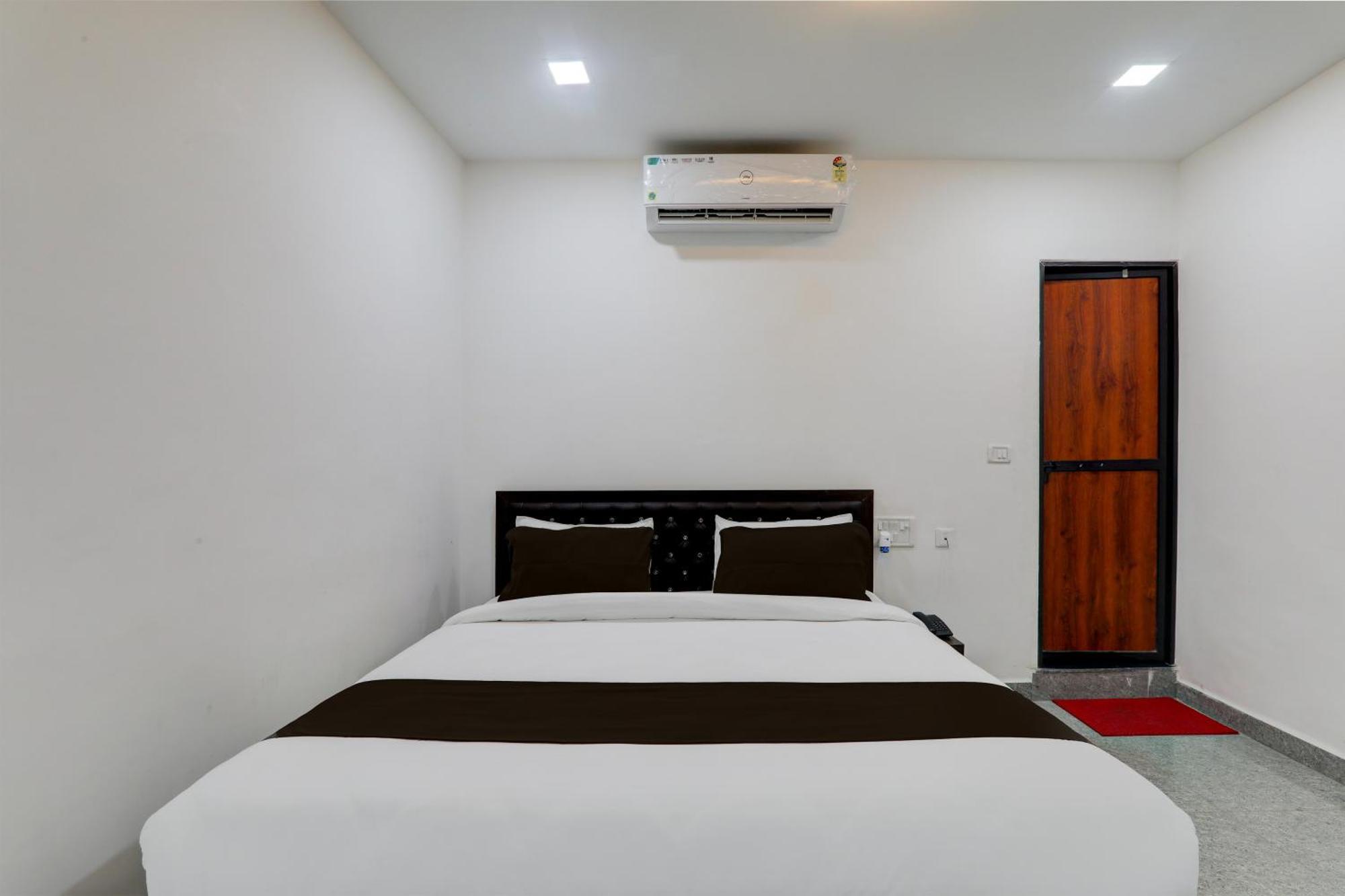 Super Hotel O Flagship Hotel Mk Palace Lucknow Exteriör bild