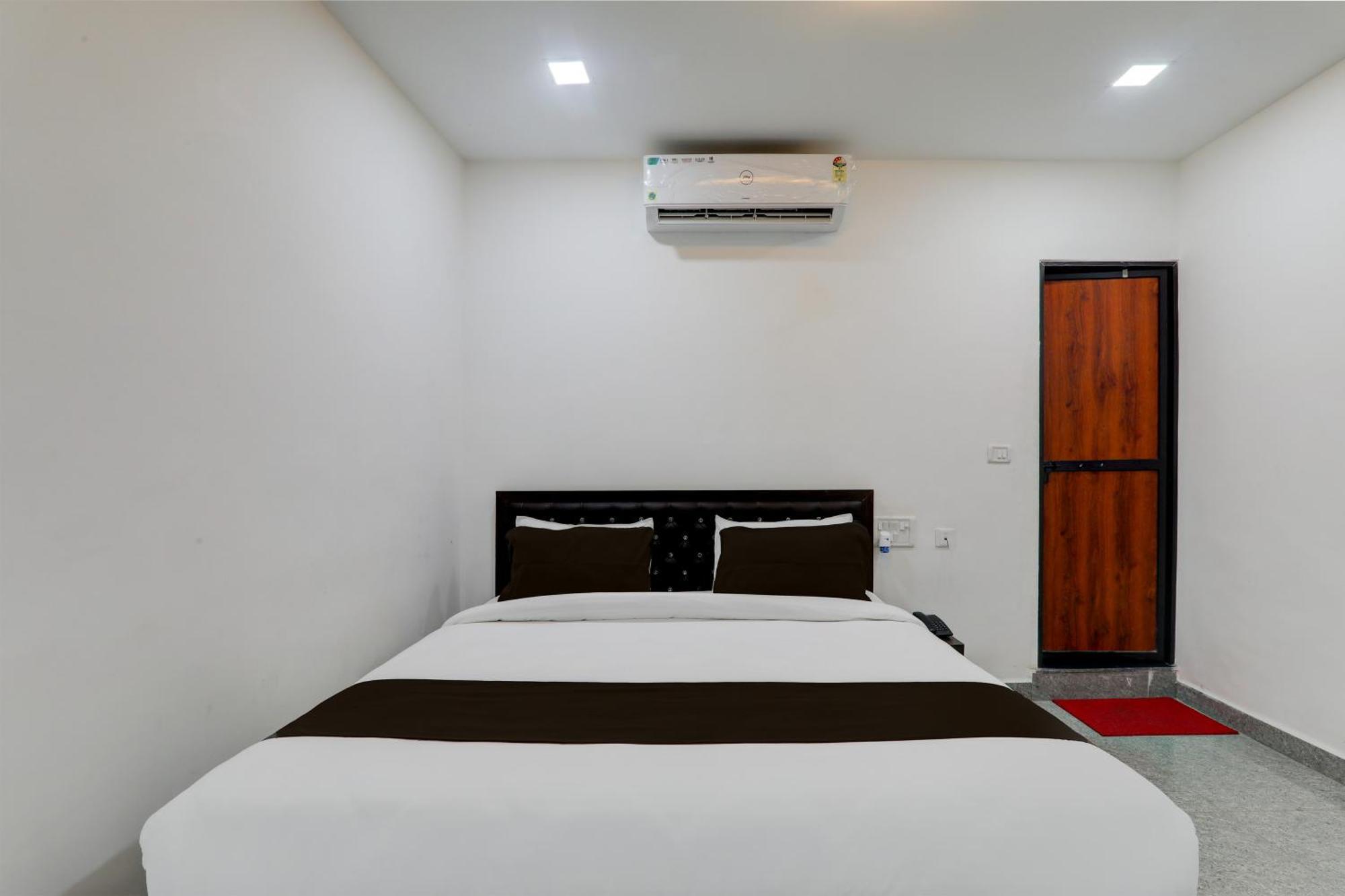 Super Hotel O Flagship Hotel Mk Palace Lucknow Exteriör bild